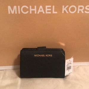 Brand new Jet Set Wallet